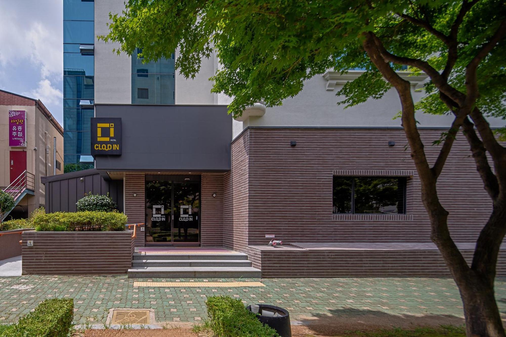 Cloud In Hotel Mokpo Peace Square Eksteriør billede