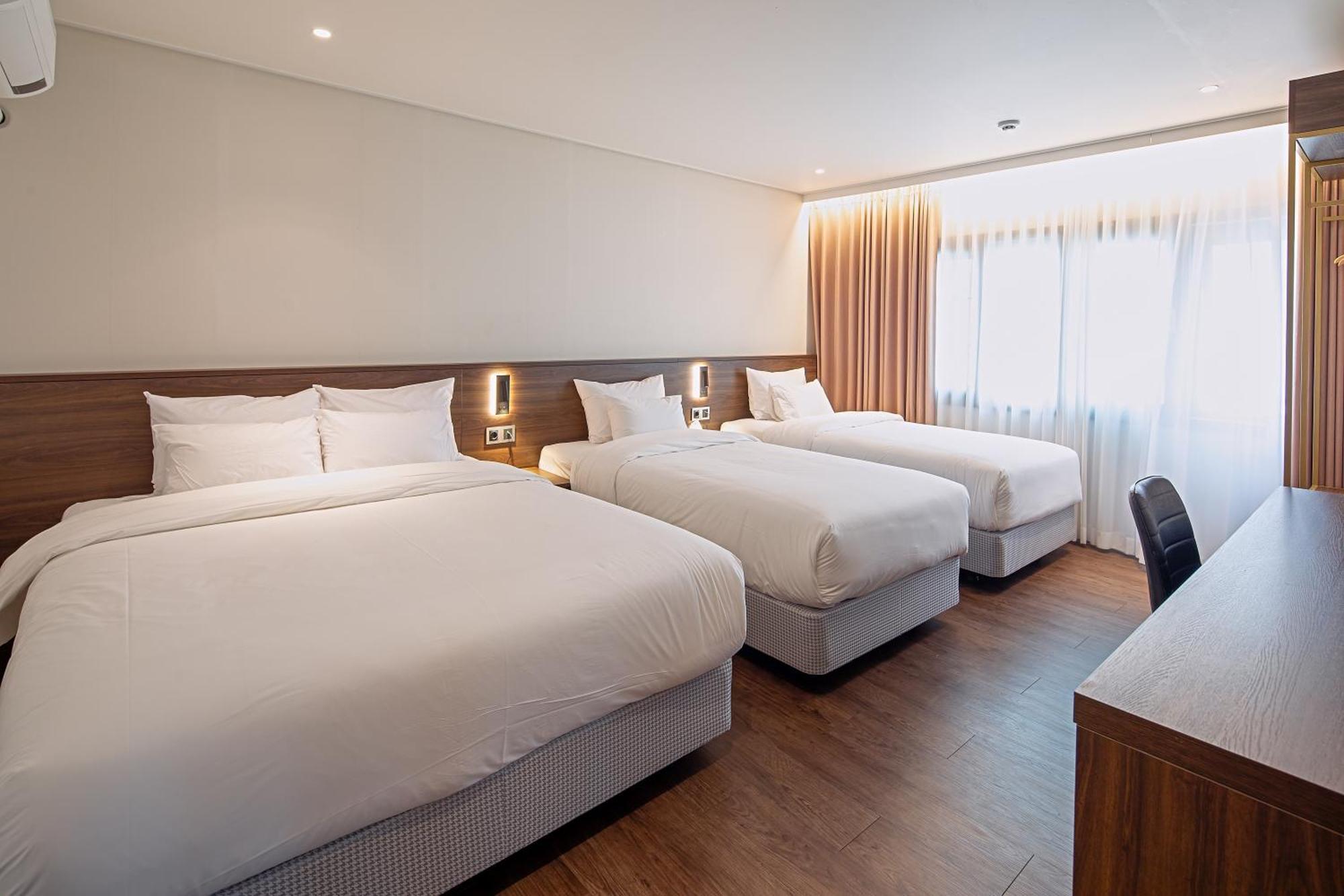 Cloud In Hotel Mokpo Peace Square Eksteriør billede