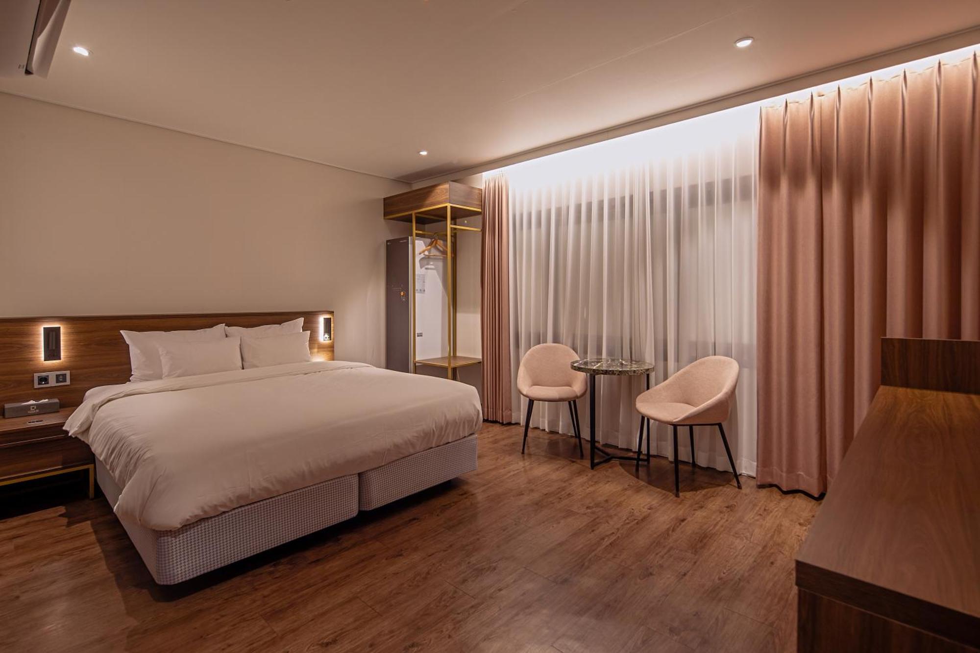 Cloud In Hotel Mokpo Peace Square Eksteriør billede