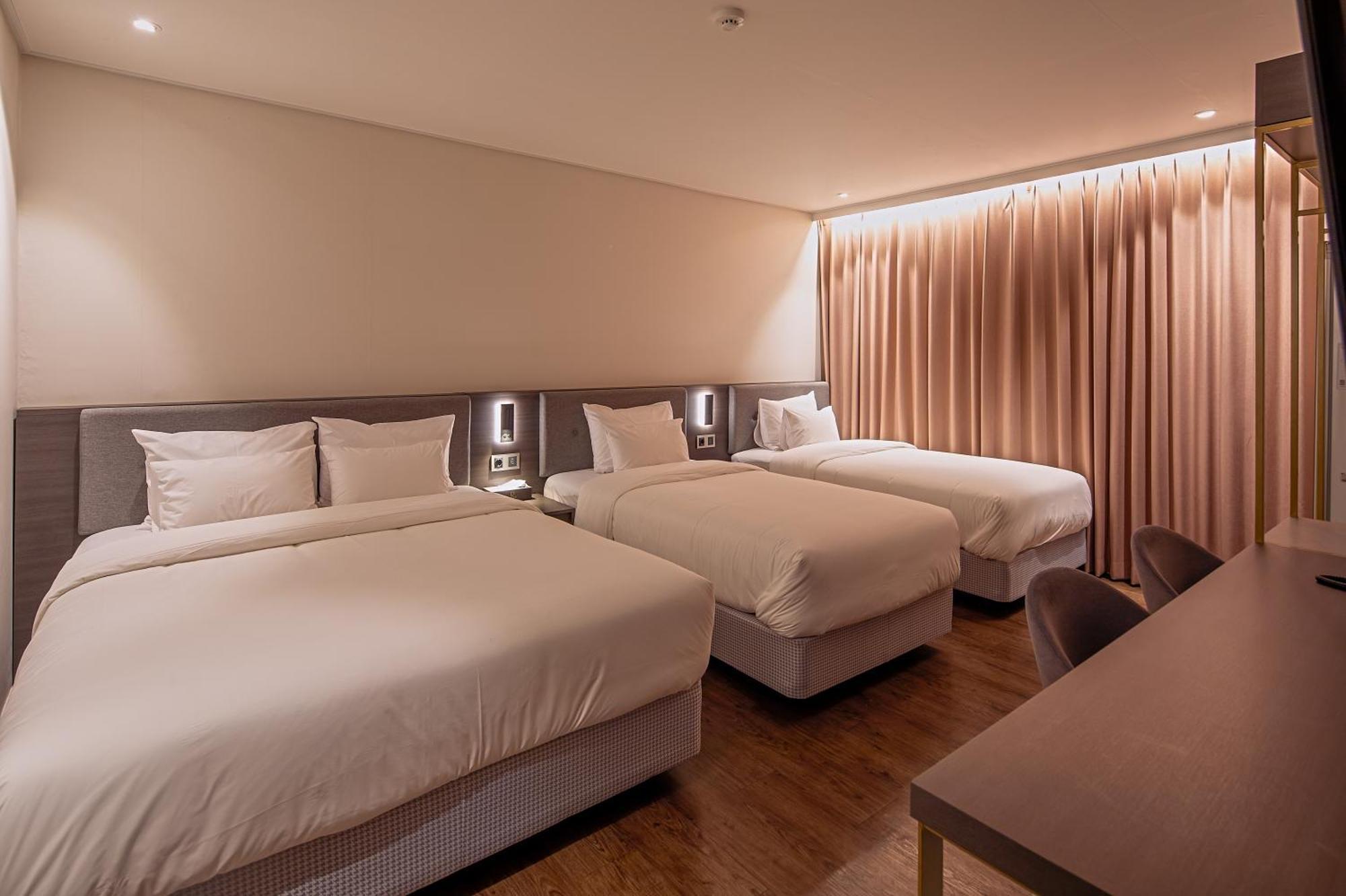 Cloud In Hotel Mokpo Peace Square Eksteriør billede
