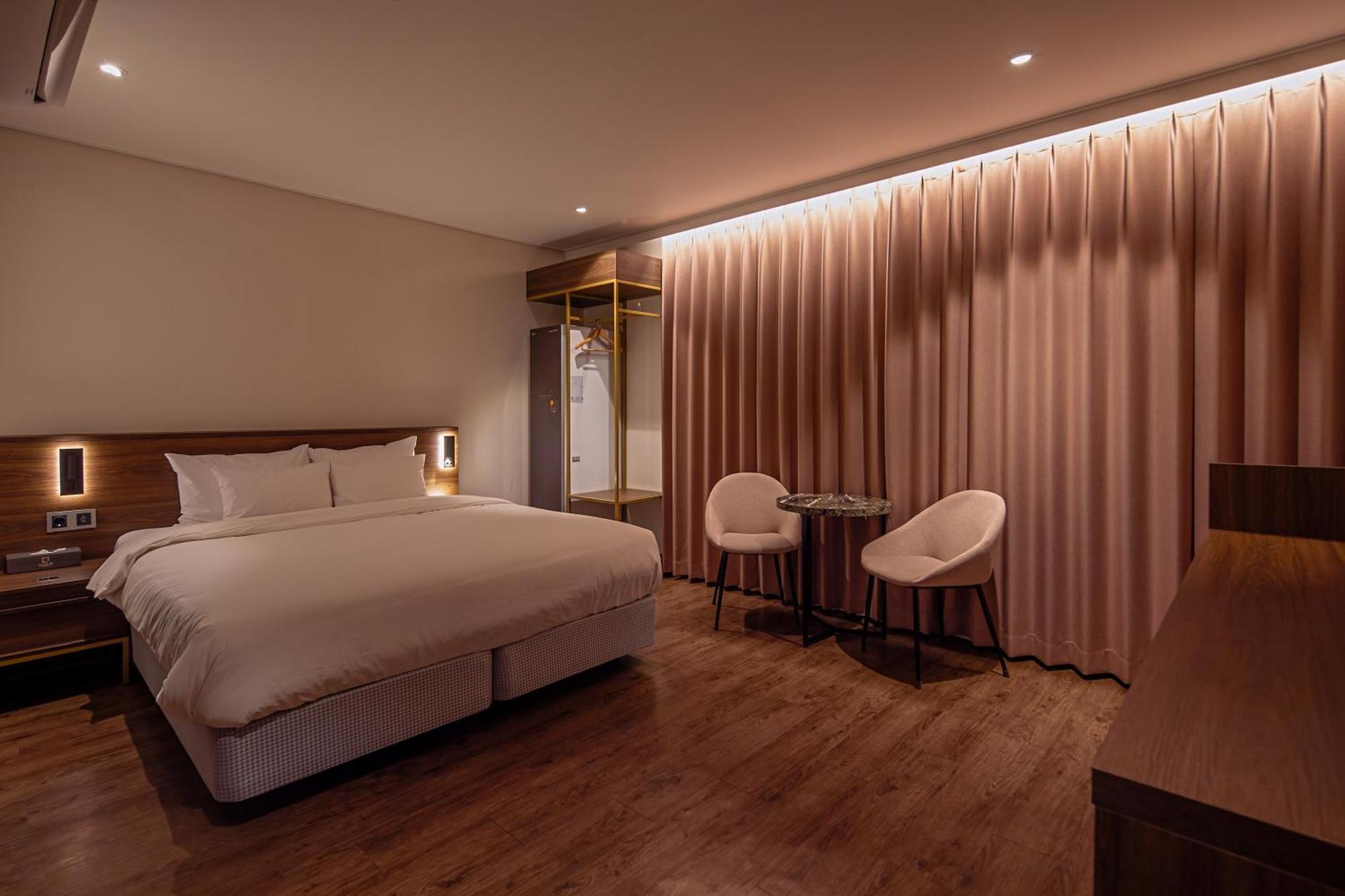 Cloud In Hotel Mokpo Peace Square Eksteriør billede